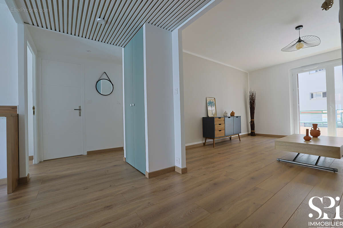 Appartement à HYERES