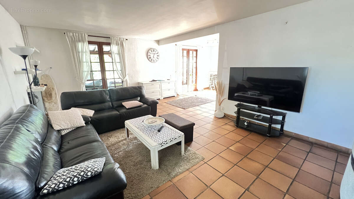 Maison à MILLY-LA-FORET