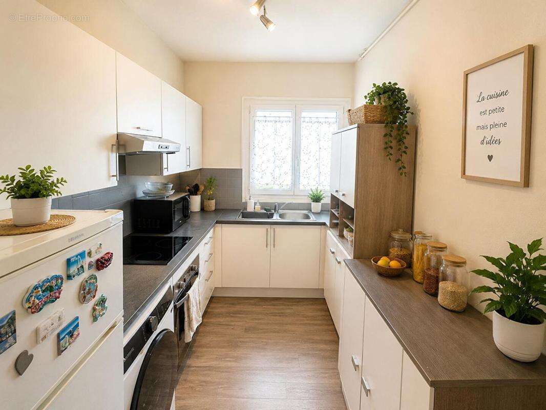 Ensemble immobilier loué : maison de 91m2, plus commerce à PLESLIN TRIGAVOU, le tout d'une surface de 140m2 - photo 4