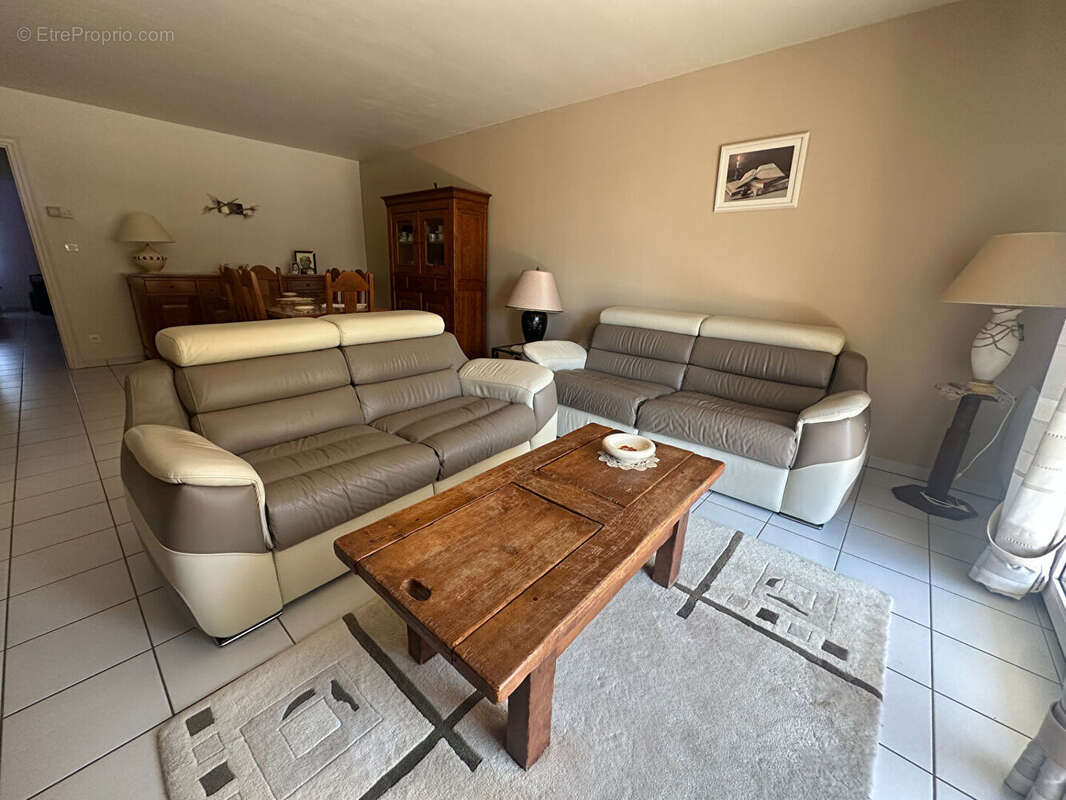 Appartement à COSNES-ET-ROMAIN