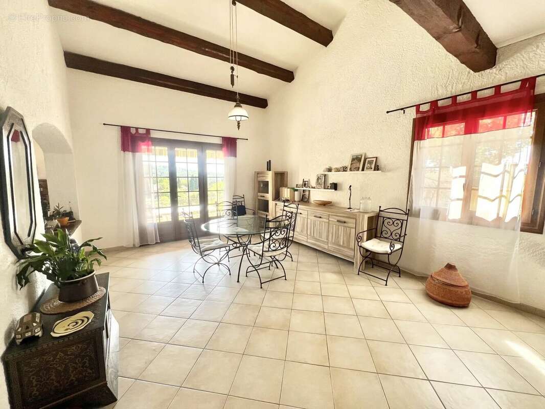 Maison à ROCBARON