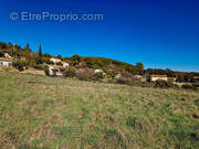 Terrain à LORGUES