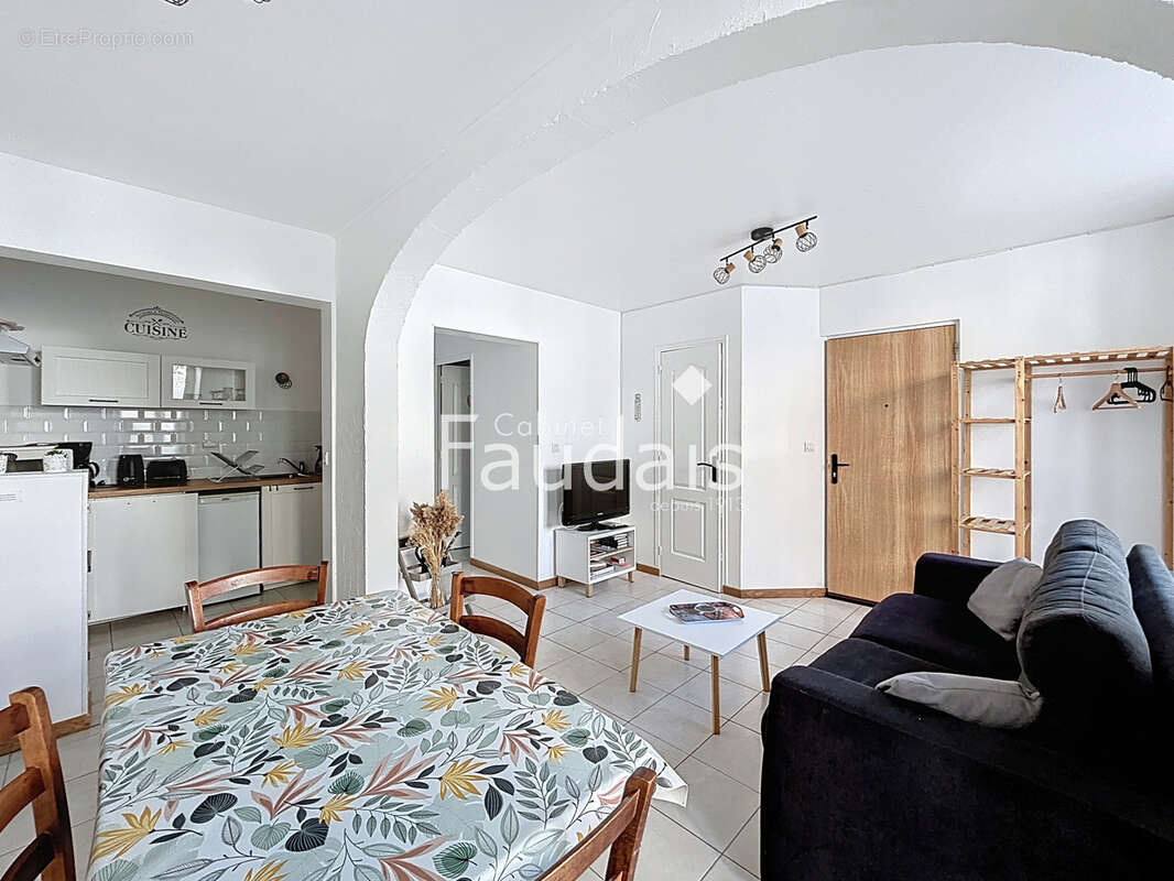 Appartement à GRANDCAMP-MAISY