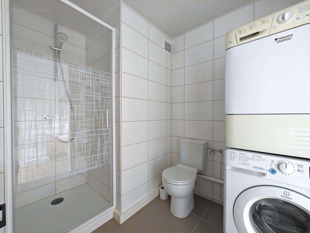 Appartement à PARIS-1E