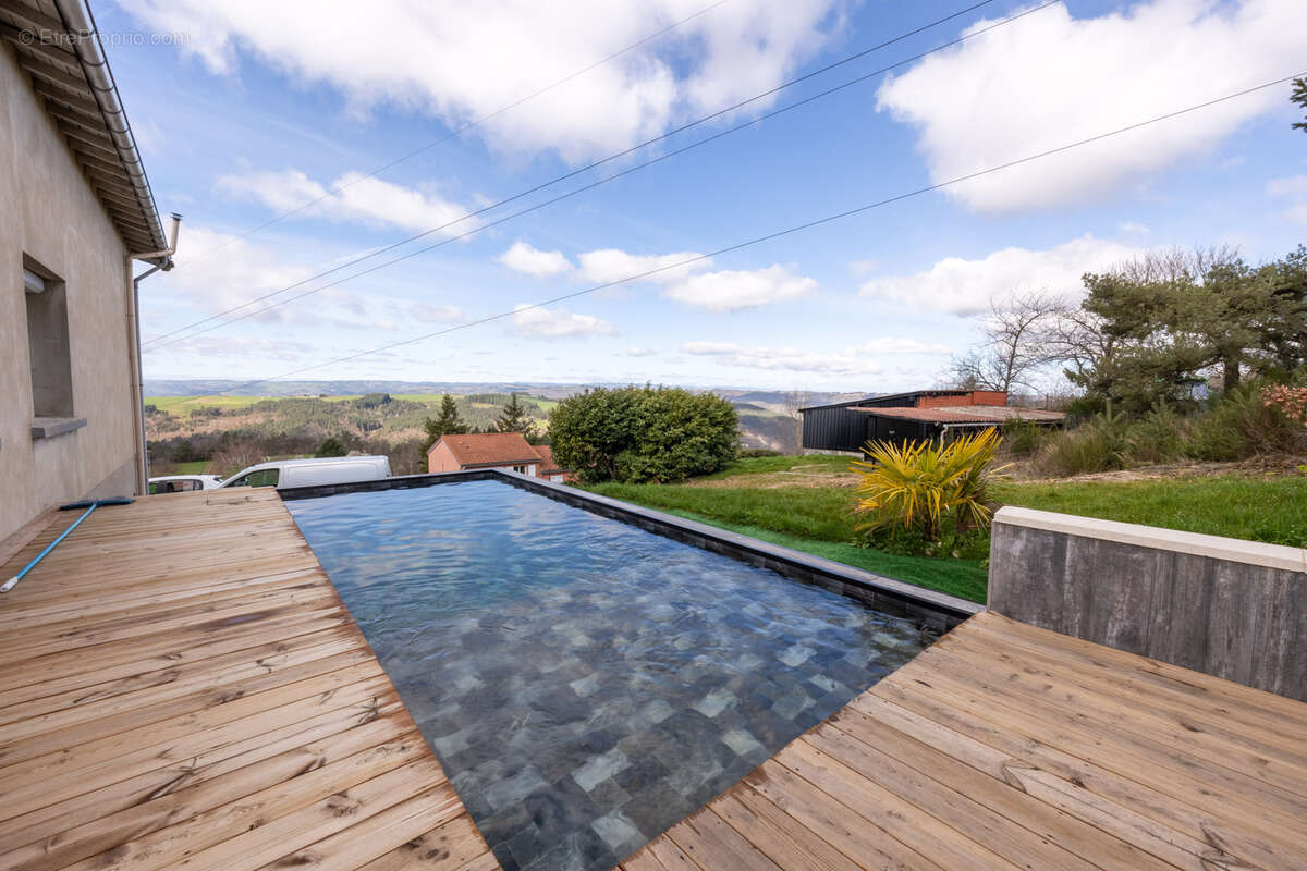 Maison à SAINT-FERREOL-D'AUROURE