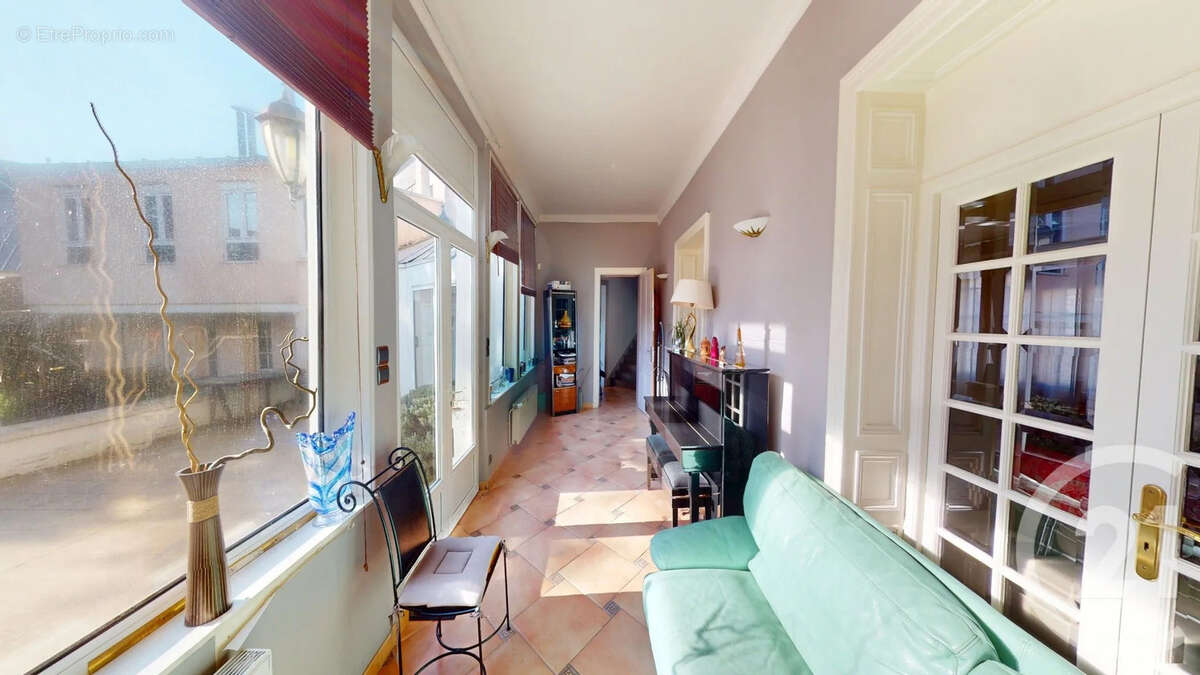 Maison à SAINT-QUENTIN