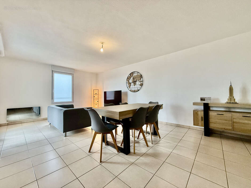 Appartement à L&#039;ISLE-D&#039;ABEAU