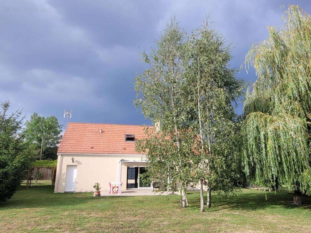 Maison 83 m² à Saint-Germain-De-La-Coudre  - photo 2