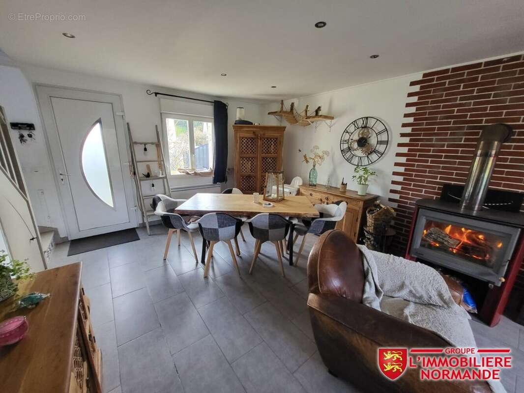 Maison à BONNIERES-SUR-SEINE