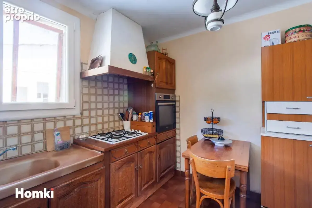 **Authentique mas provençal avec hangar de 220 m² et fort potentiel au cœur de Mallemort** - photo 5