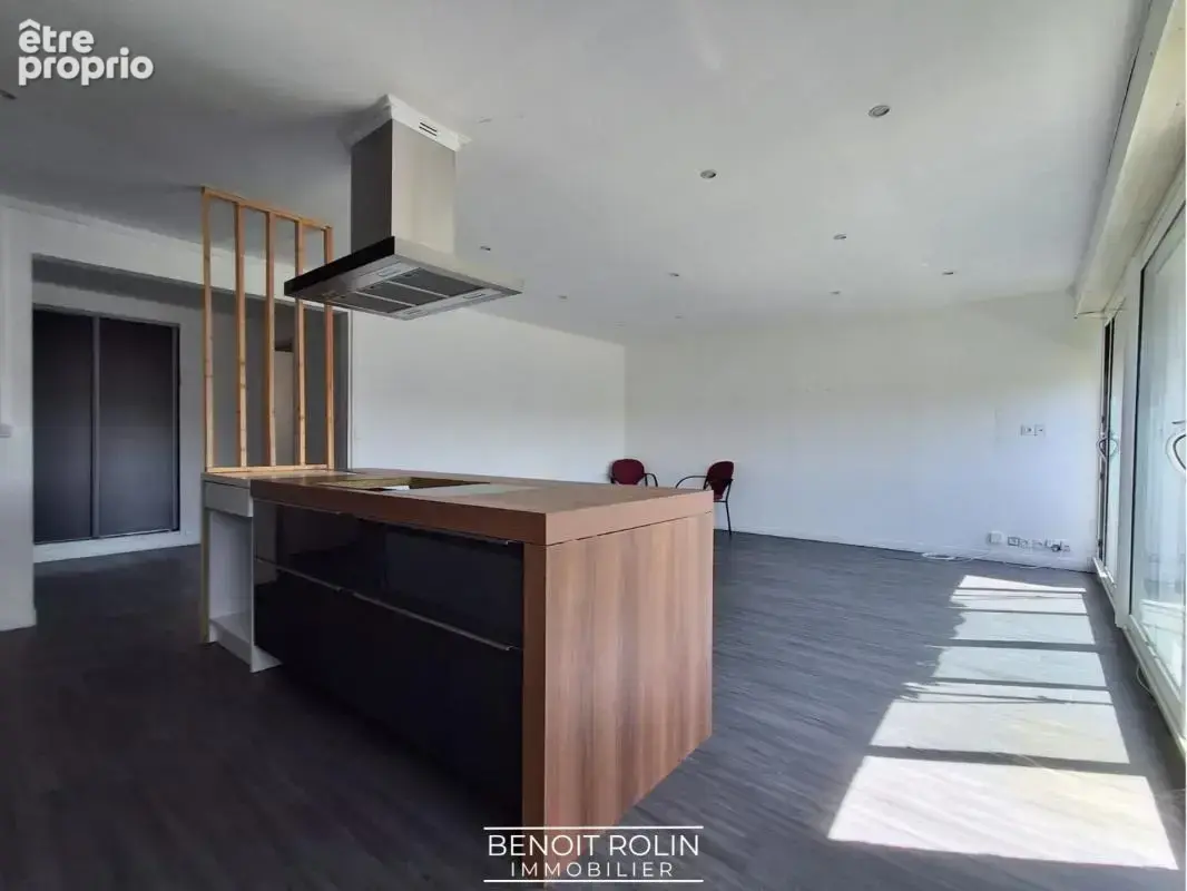 Appartement F3 de 67 m² – Grand balcon plein sud – Idéal investissement locatif - au Mans (72) - photo 4