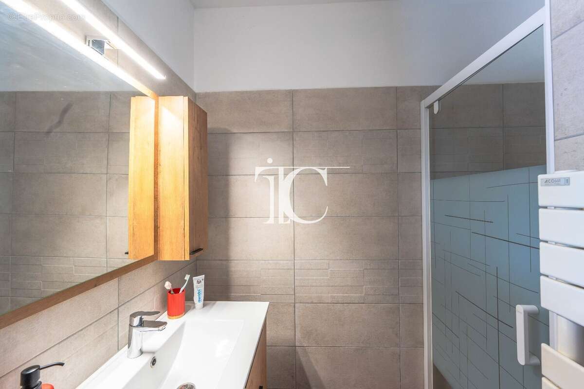 Mas du xviiieme 166m² habitables 4272m² de terrain piscine 11x5 - photo 39