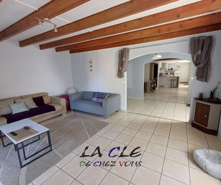 Maison à BECELEUF
