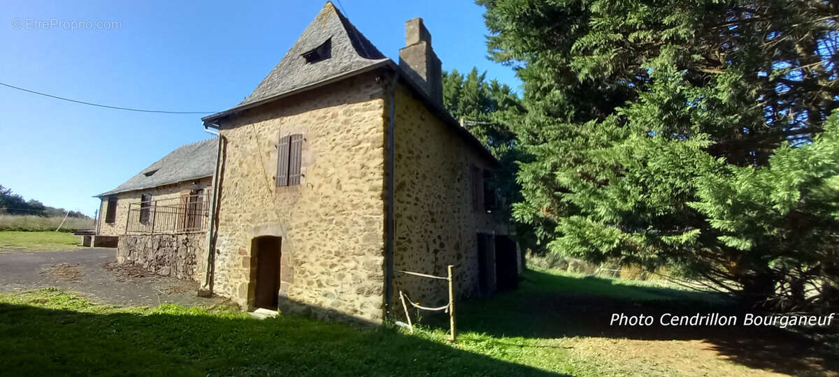 Maison à BEYSSAC