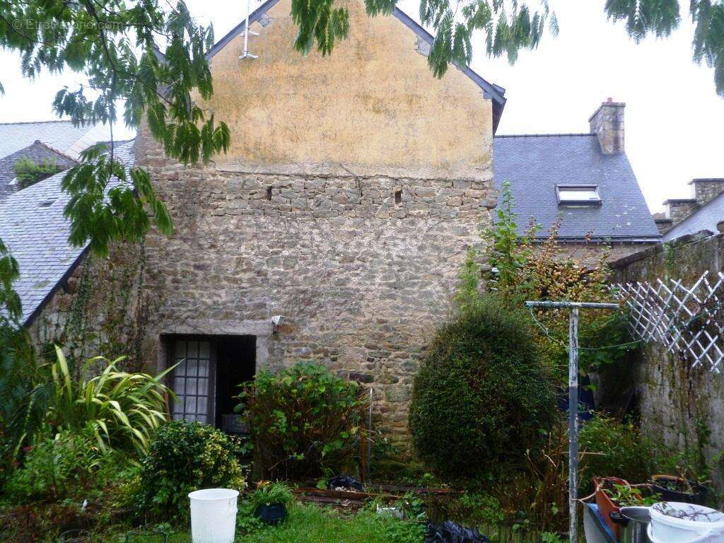 Commerce à GUEMENE-SUR-SCORFF
