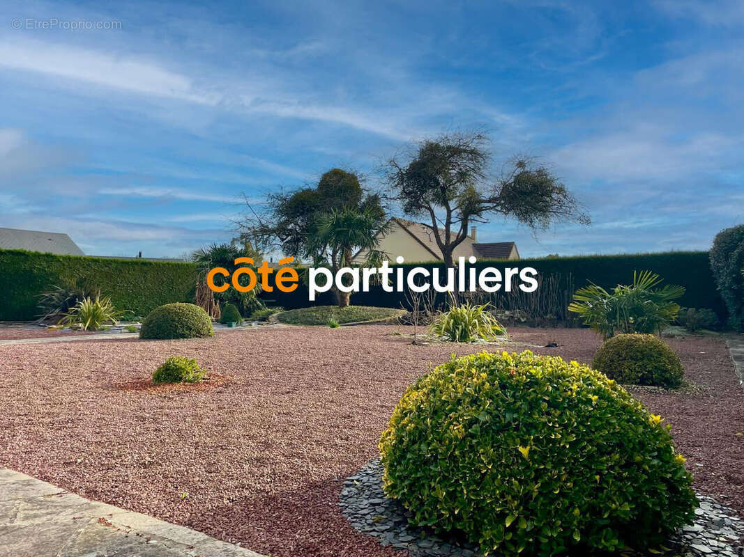 Maison à REMILLY-SUR-LOZON