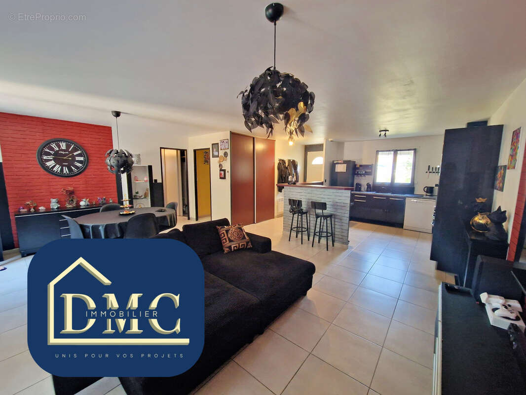 Maison T5 100m2 Cintegabelle - photo 2