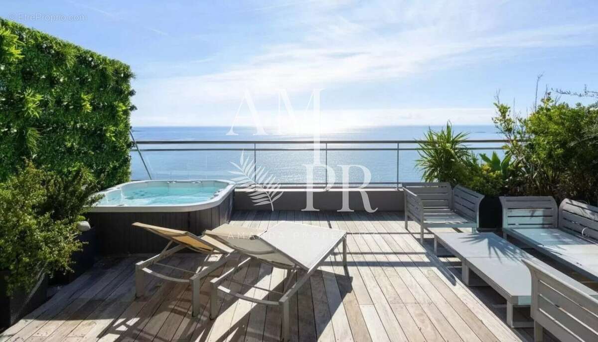 Cannes Californie Superbe duplex de 124 M2 en dernier étage avec 75M2 de terrasse - photo 2