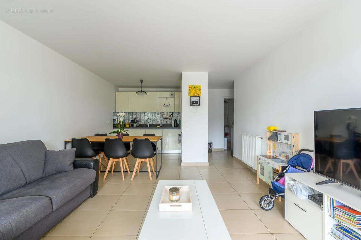 Appartement à PONTAULT-COMBAULT