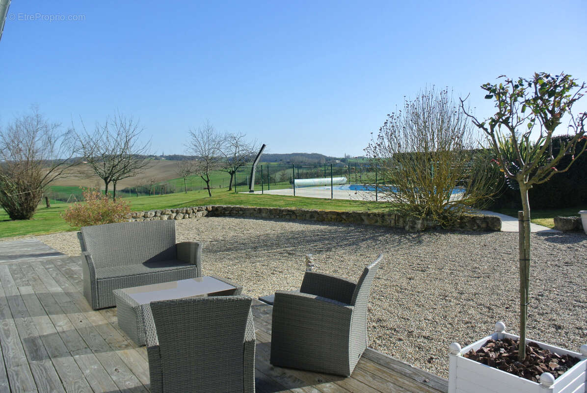 Maison à MAUVEZIN-SUR-GUPIE