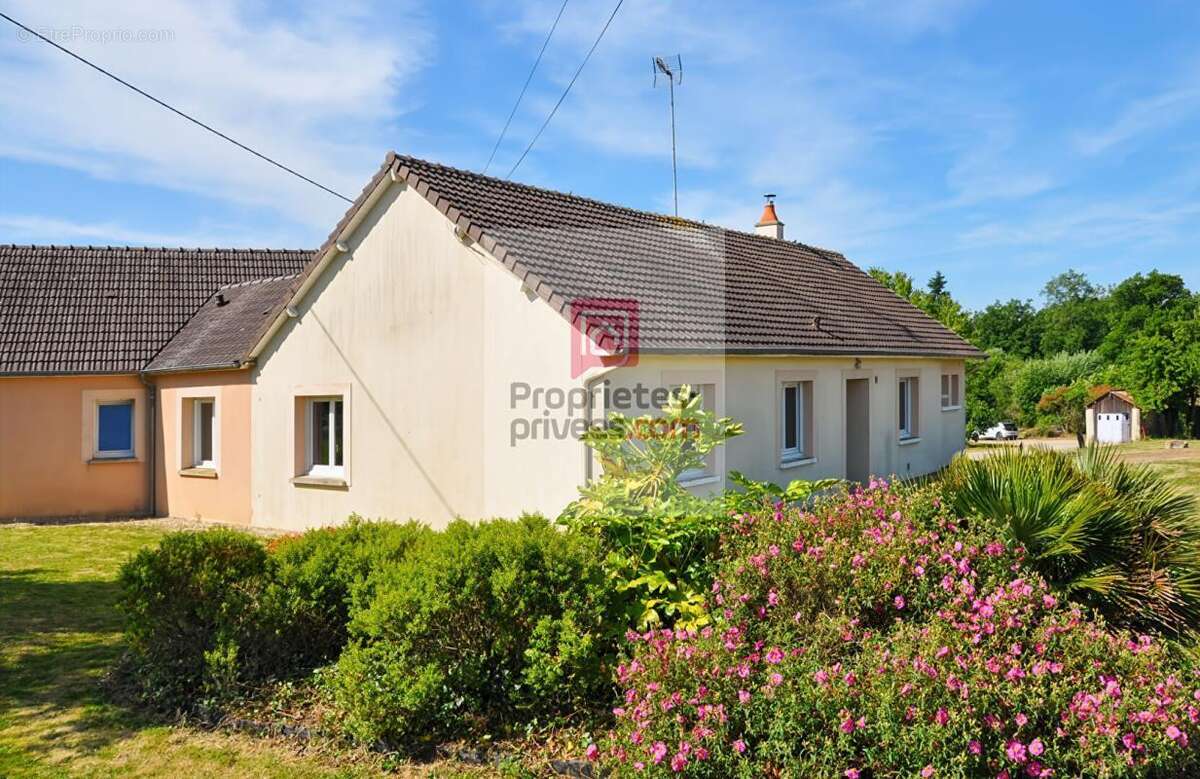 Maison à BEAULIEU-SUR-OUDON