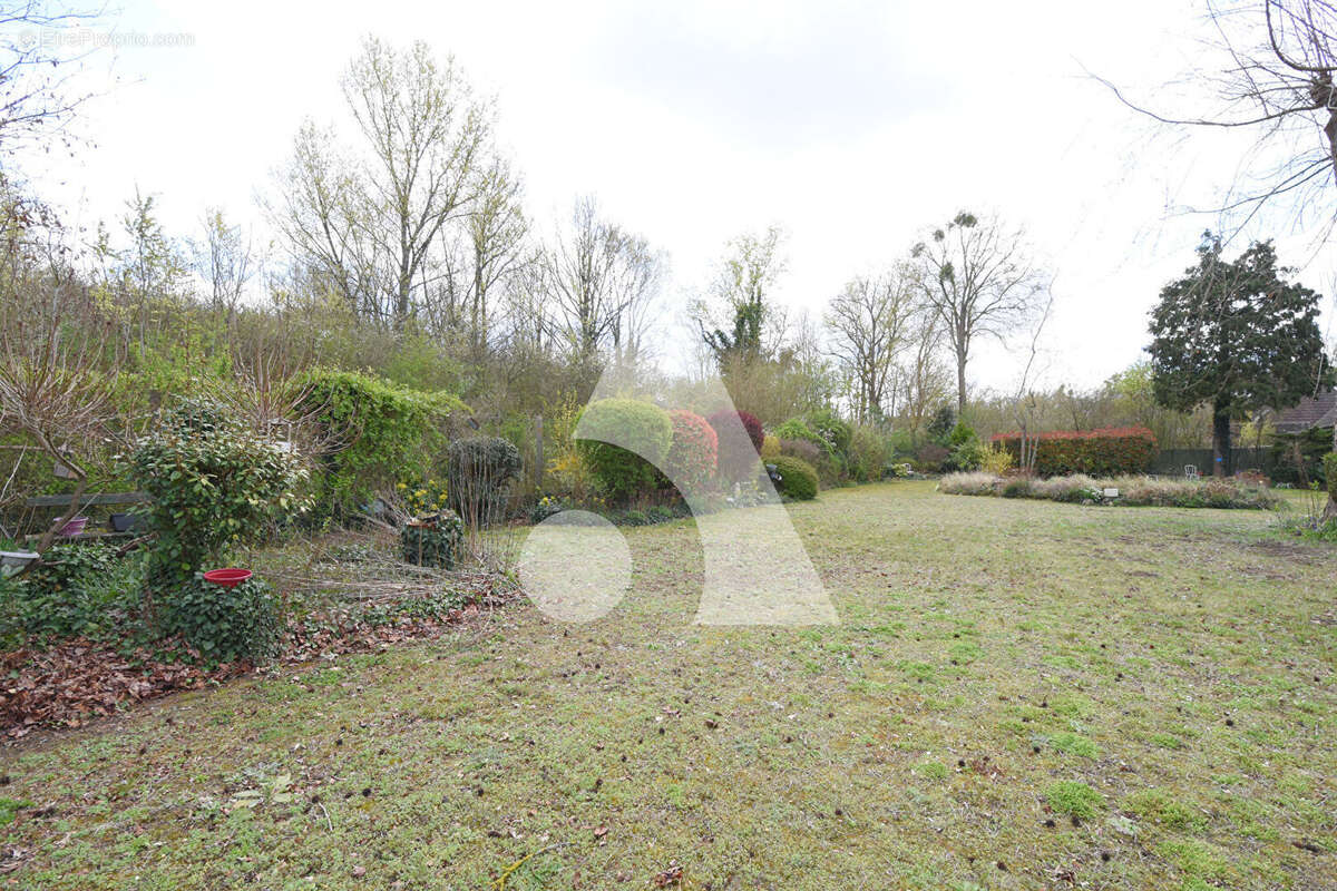 Maison Avilly-Saint-Léonard 5 pièces 103 m² - photo 16