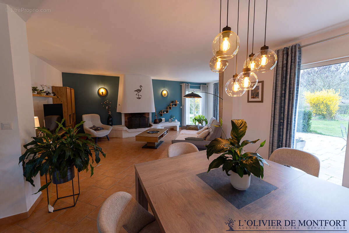 Maison à MONTFORT-L'AMAURY