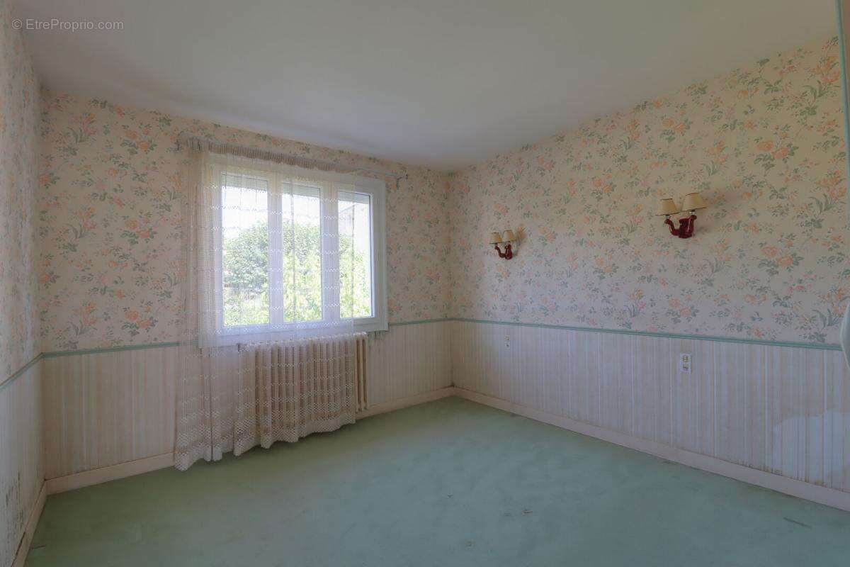Maison Sainte Ouenne 5 pièce(s) 132 m2 - photo 12