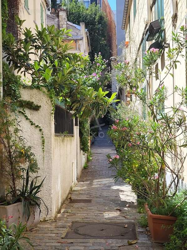 Appartement à PARIS-18E