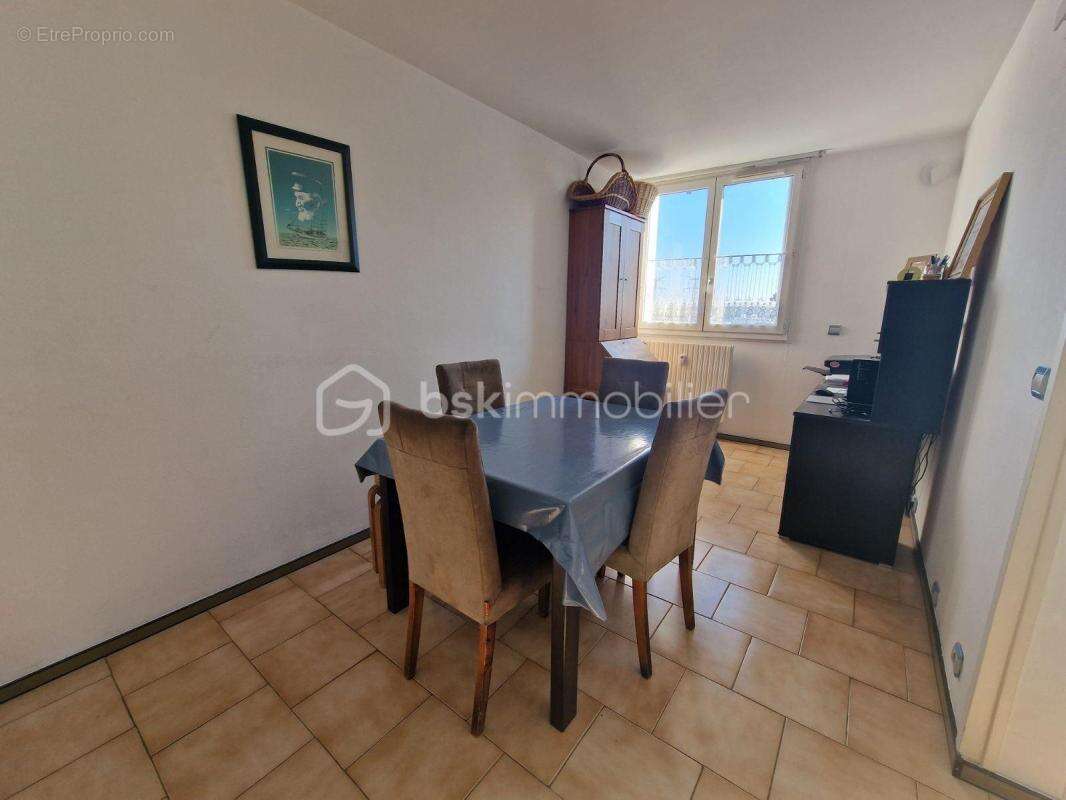 Appartement à ROISSY-EN-BRIE