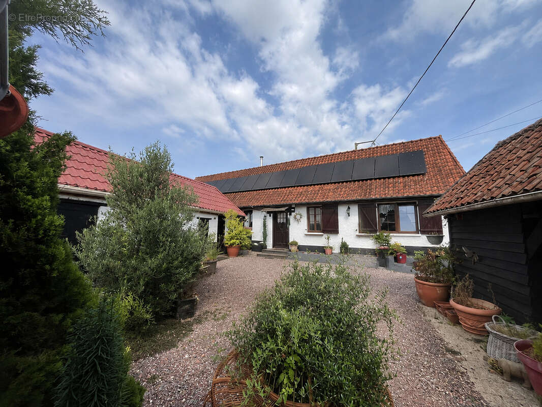 Maison à BEALENCOURT
