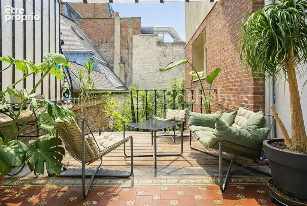 LILLE CENTRE VILLE demeure d’exception au charme intemporel 5 chambres jardin parking - photo 9