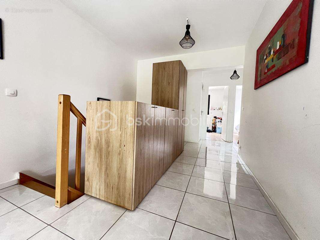 Maison  pièces Les Coteaux Argenteuil - photo 6