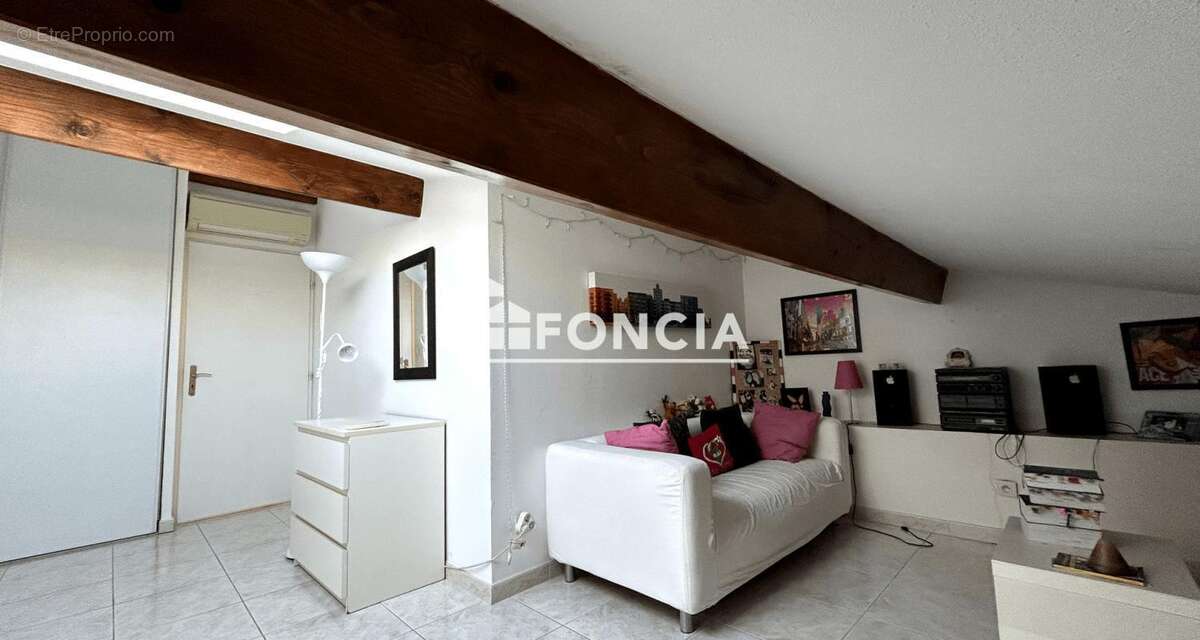 Appartement à MARSEILLE-8E