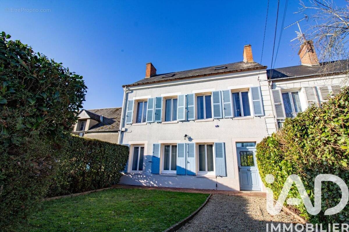 Photo 1 - Maison à CORBEILLES