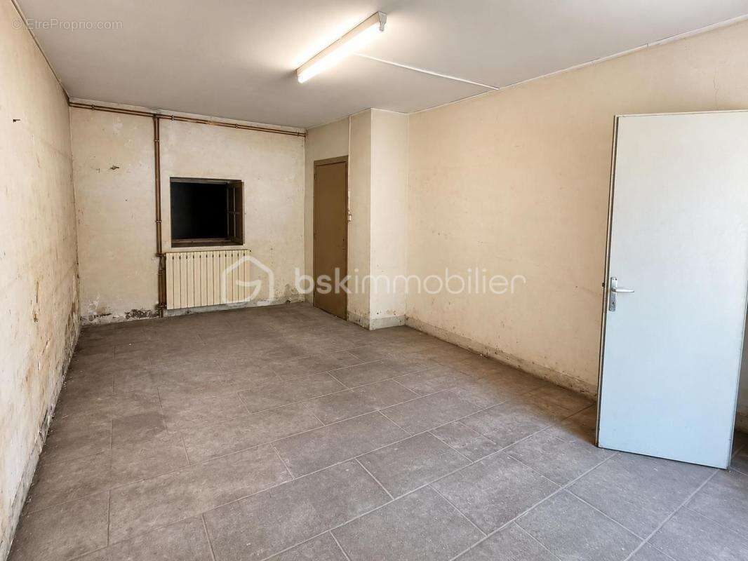 Maison de village avec terrain - terrasse et grand garage - photo 16