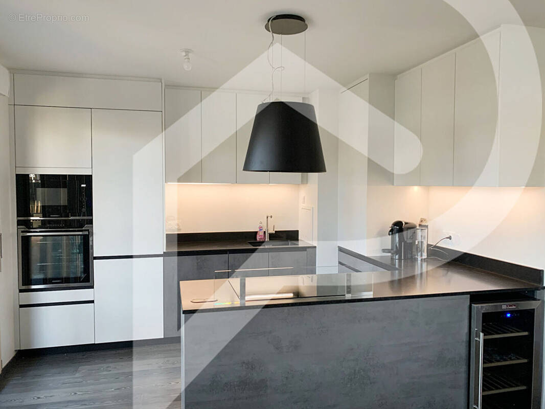 Appartement à NANTERRE