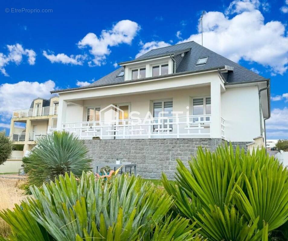 Photo 1 - Maison à DONVILLE-LES-BAINS