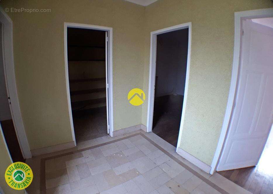 Appartement à RAVIERES