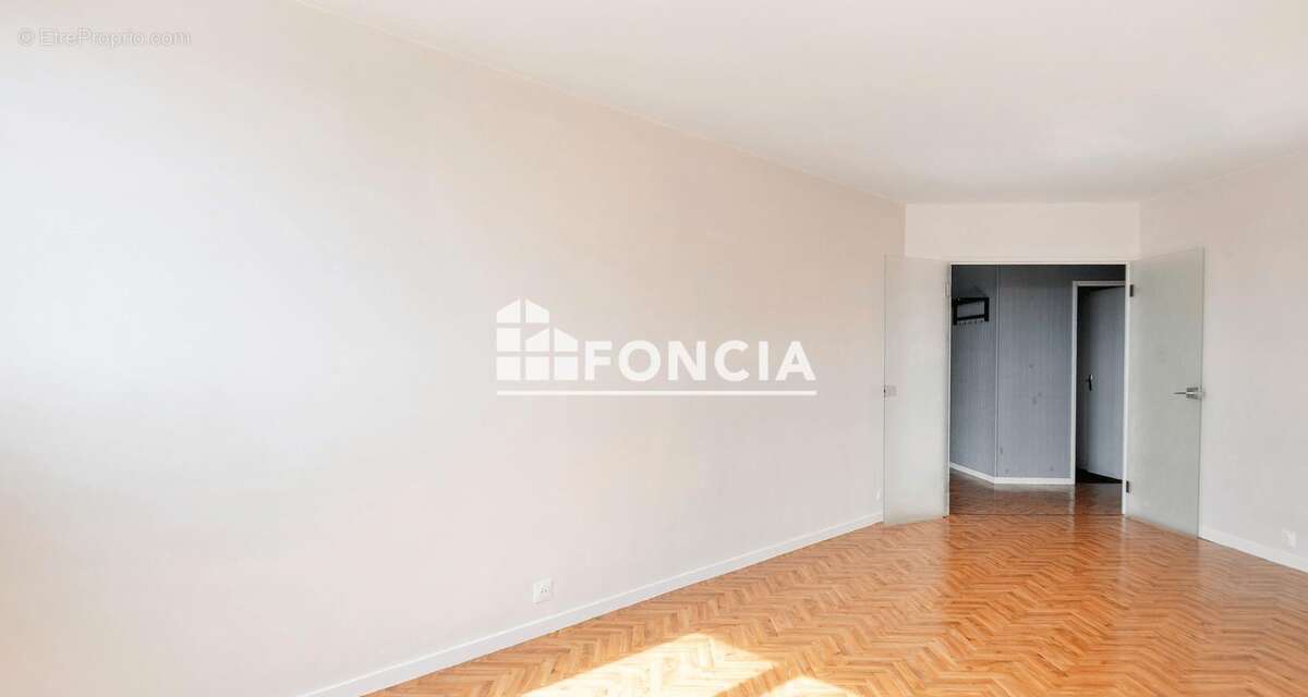 Appartement 3 Pièces – Vue Dégagée & Exposition Sud – Créteil - photo 4