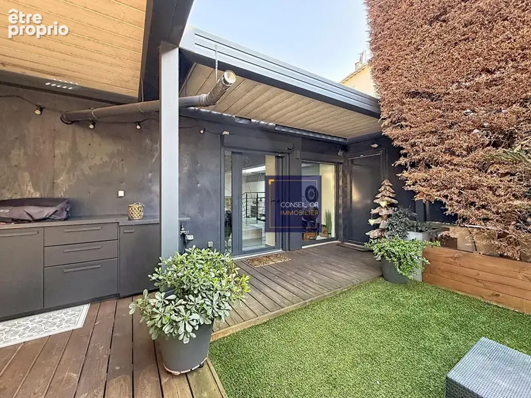 Loft atypique 180m2 - Jardin privatif - proximité immédiate  métro B Lyon Gerland - photo 14