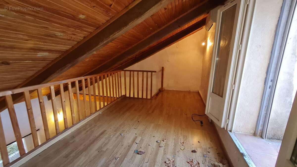 Maison à ROQUEMAURE