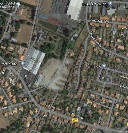 Terrain à BEAUPREAU