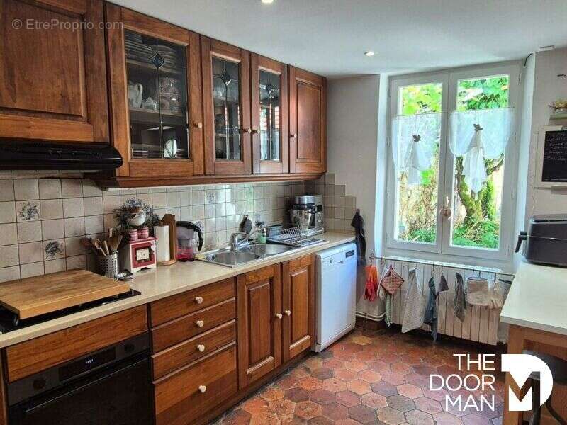 Maison à CERNAY-LA-VILLE