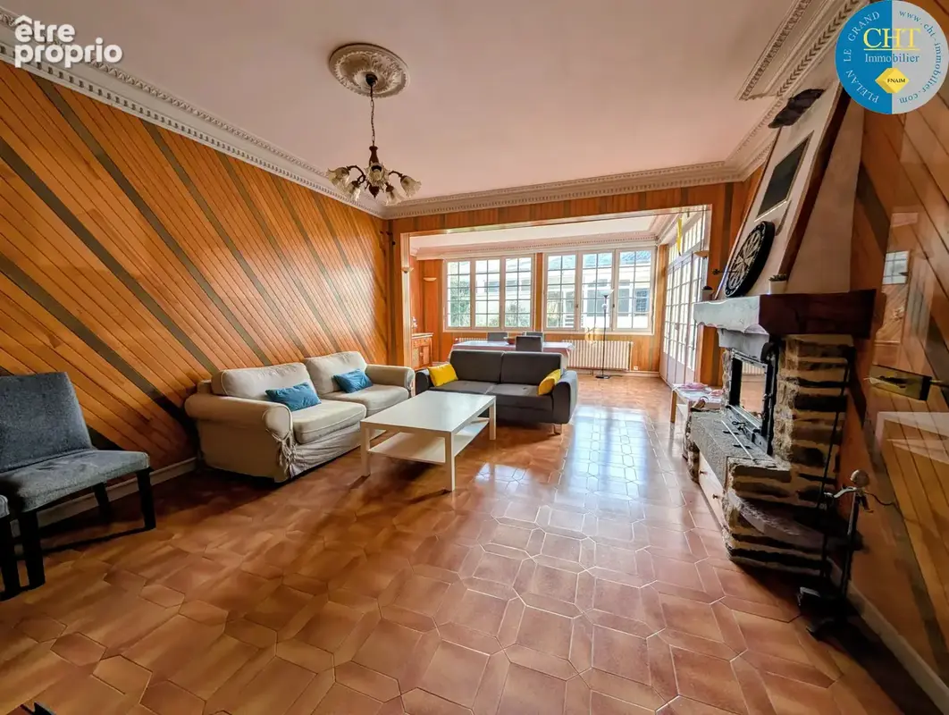 Immeuble mixte en hyper-centre de guer avec cht immobilier - photo 8