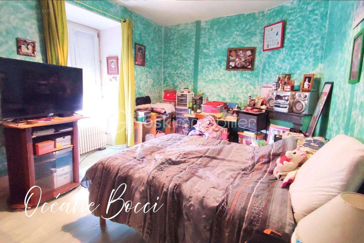 Maison à MEHUN-SUR-YEVRE