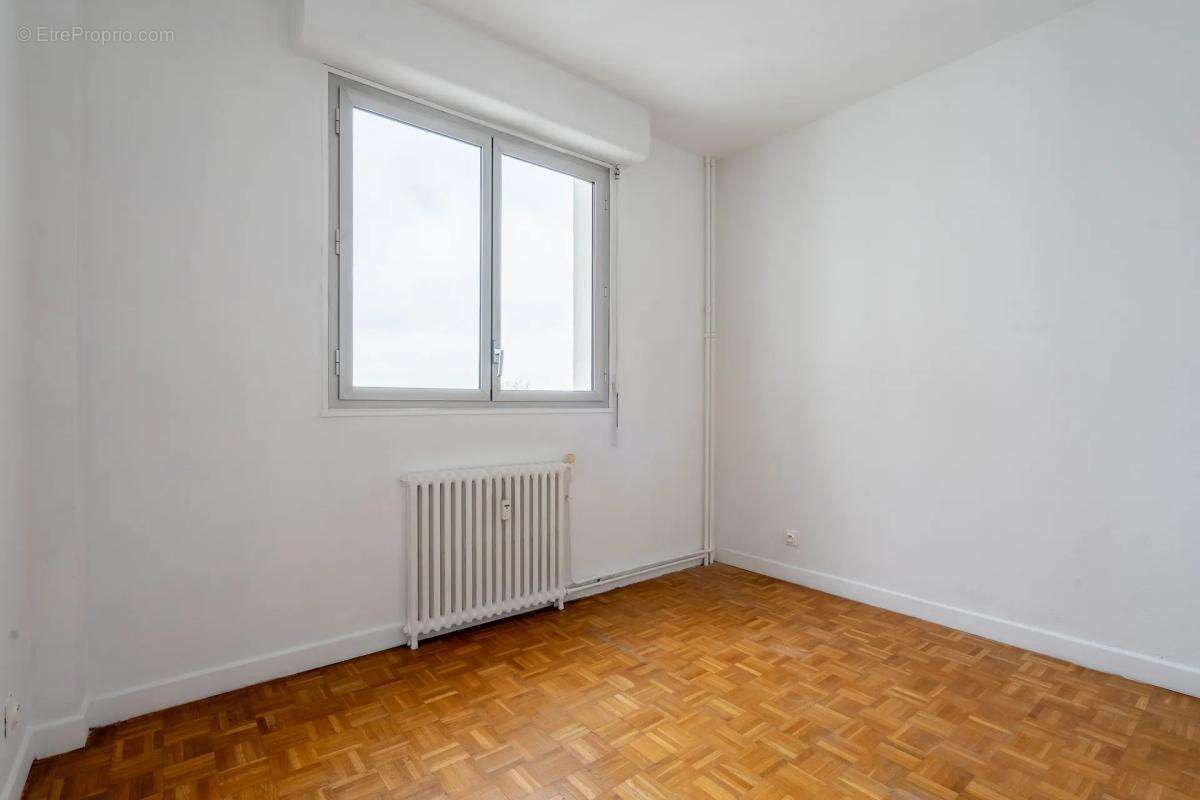 Appartement à LE RAINCY