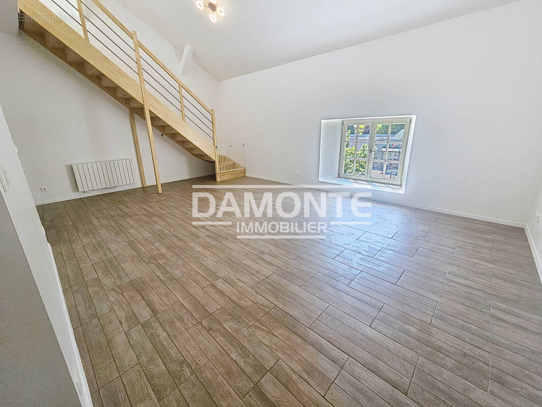 Coup de cœur assuré ! Appartement de caractère entièrement rénové   86,70 m2 - photo 2