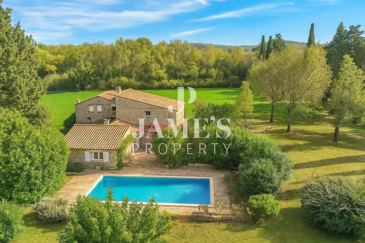 Maison à EYGALIERES