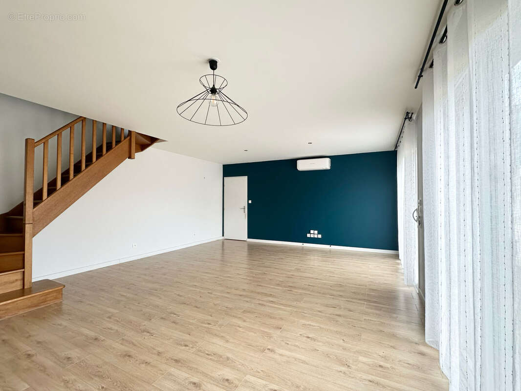 Maison à L&#039;ISLE-JOURDAIN